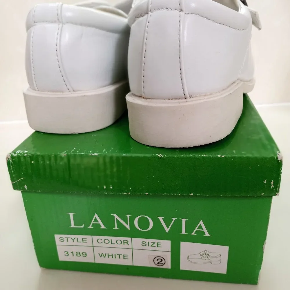 White Shoes - Boys Sz 2 . Formal Wedding, Baptism or First Holy Communion
